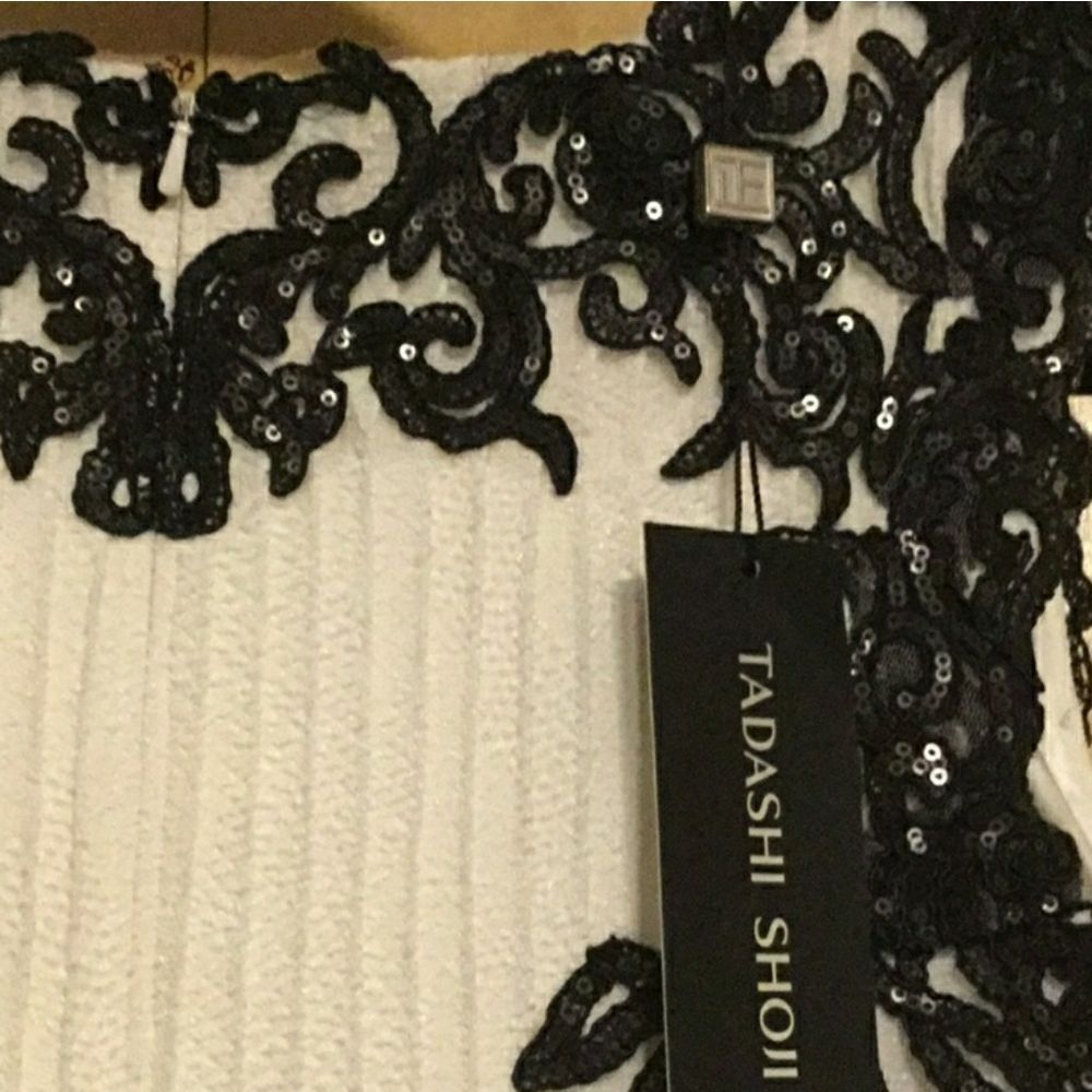 Tadashi Shoji Sequin Embroidered Textured… - Picture 4 of 8